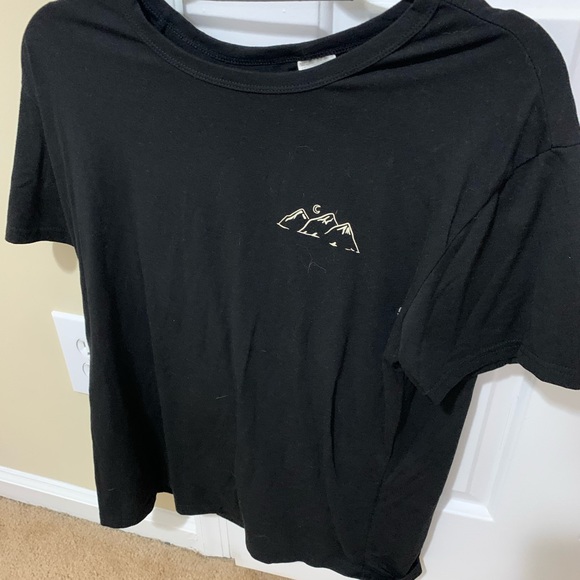 Mountain Logo Tee - Picture 1 of 2
